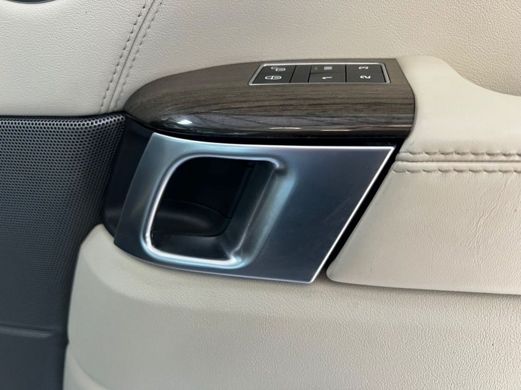Used Land Rover Range Rover Sport 2017 for sale - 77048728: Photo 31