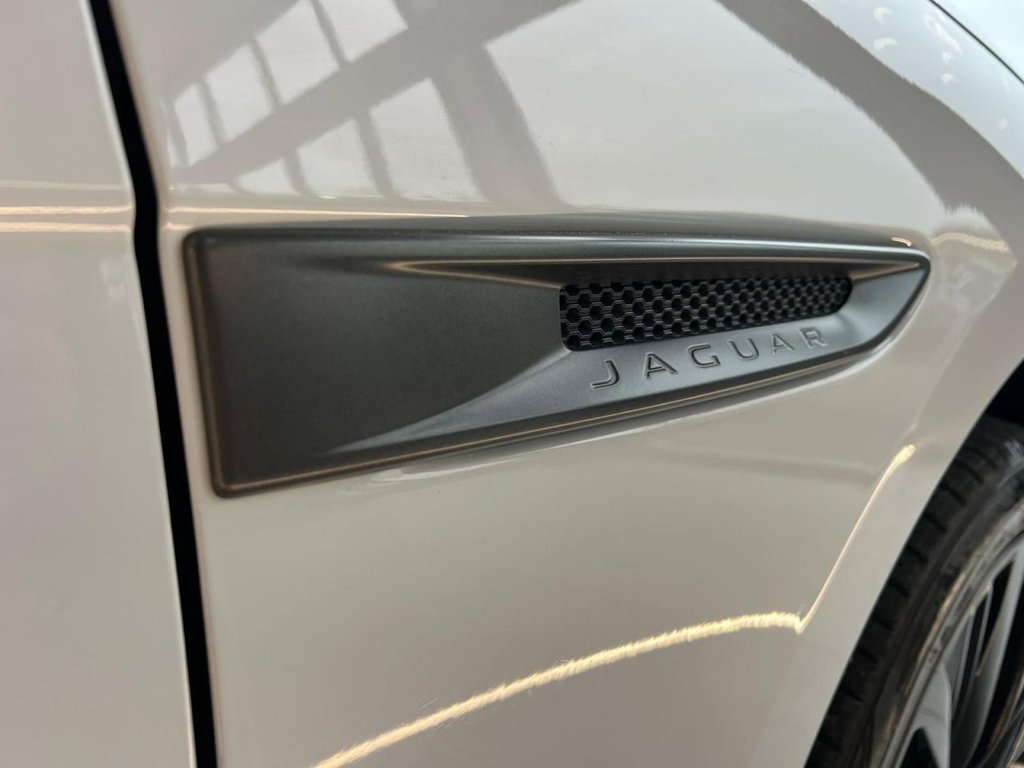Used Jaguar F-Pace 2020 for sale - 76481749: Photo 12