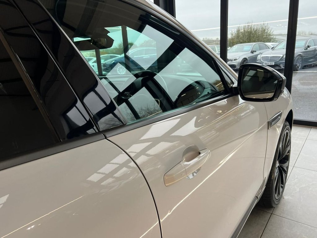 Used Jaguar F-Pace 2020 for sale - 76481749: Photo 14