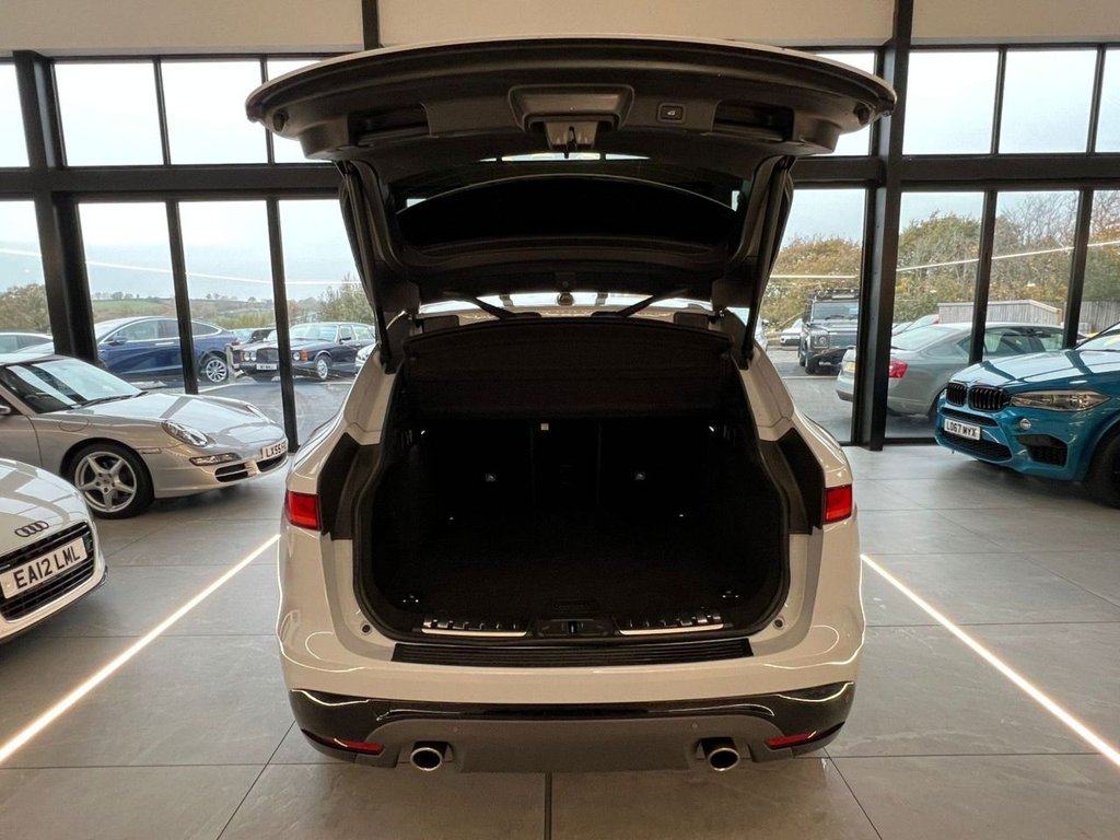 Used Jaguar F-Pace 2020 for sale - 76481749: Photo 5