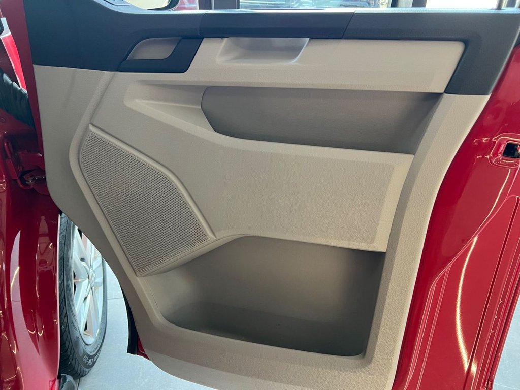 Used Volkswagen Transporter 2017 for sale - 76665647: Photo 27