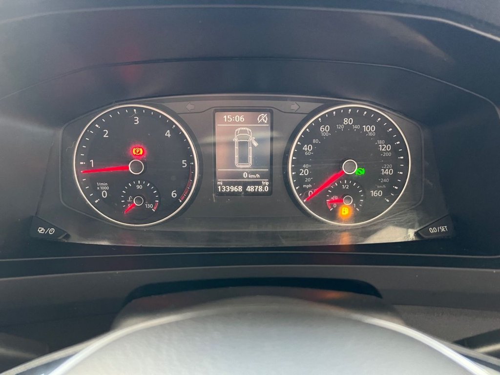 Used Volkswagen Transporter 2017 for sale - 76665647: Photo 31