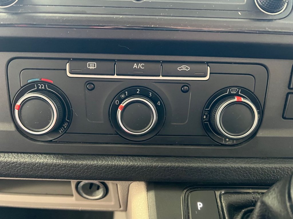 Used Volkswagen Transporter 2017 for sale - 76665647: Photo 39