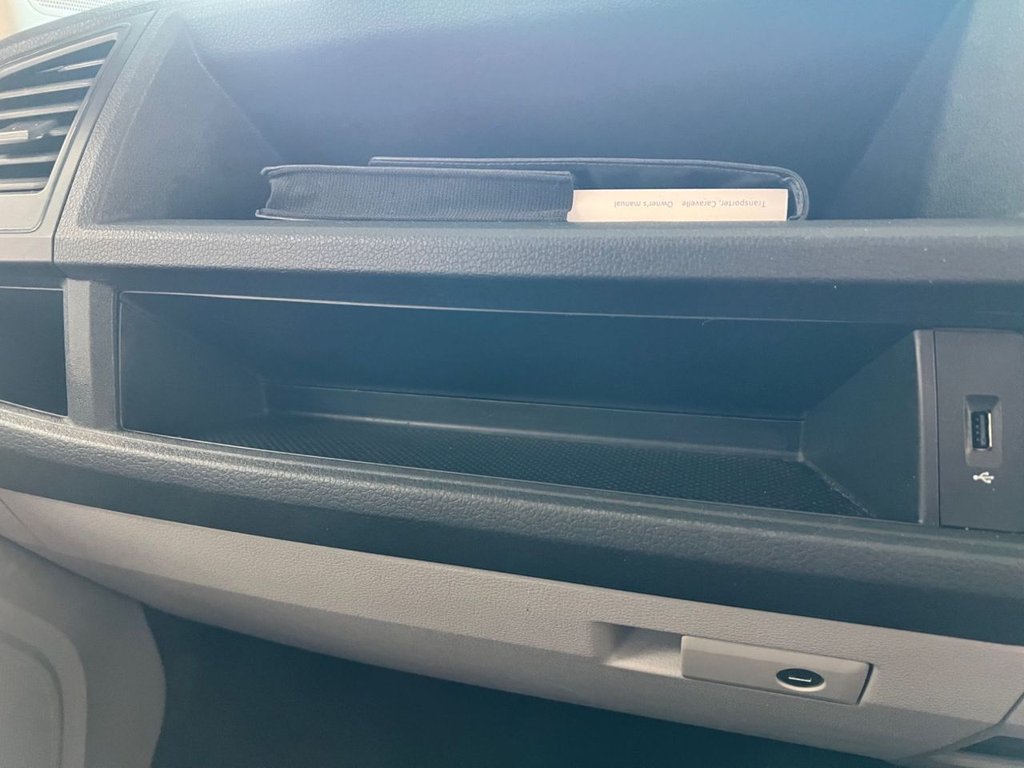 Used Volkswagen Transporter 2017 for sale - 76665647: Photo 43