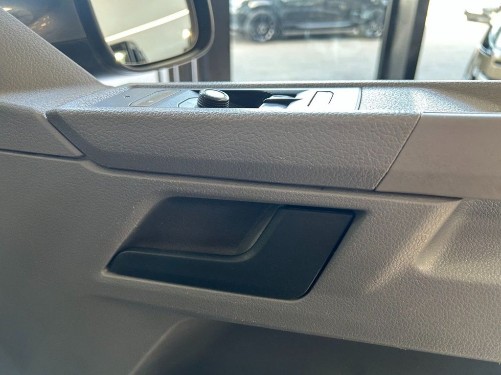 Used Volkswagen Transporter 2021 for sale - 78166905: Photo 28