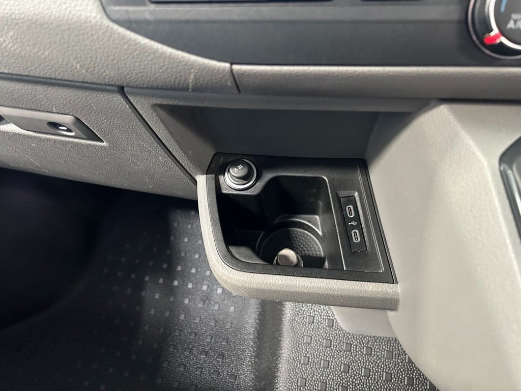 Used Volkswagen Transporter 2021 for sale - 78166905: Photo 42