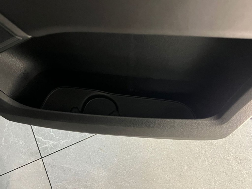 Used Volkswagen Transporter 2017 for sale - 77037647: Photo 29