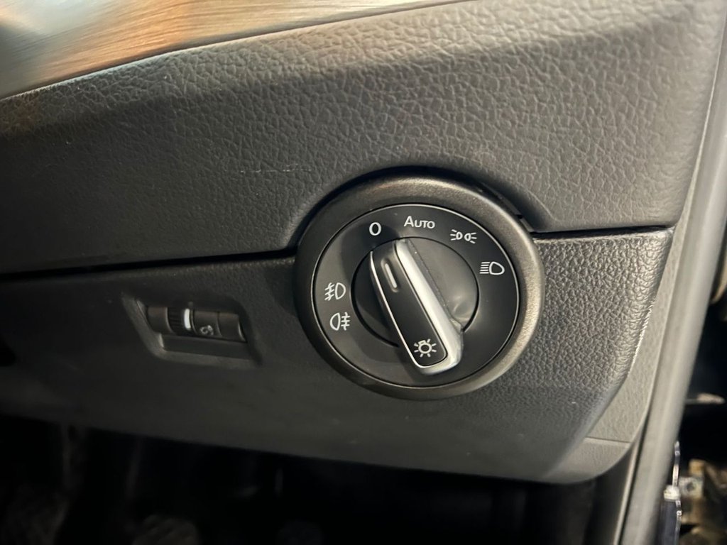 Used Volkswagen Transporter 2017 for sale - 77037647: Photo 33