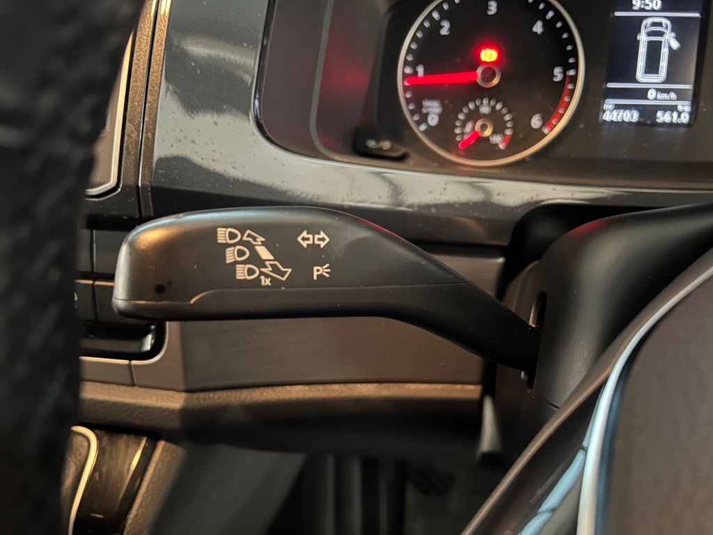 Used Volkswagen Transporter 2017 for sale - 77037647: Photo 36