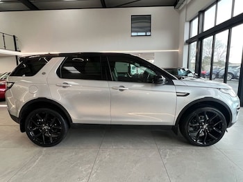 Used Land Rover Discovery Sport 2015 for sale - 77394307: Photo