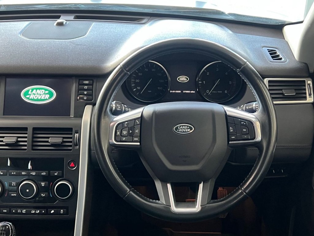 Used Land Rover Discovery Sport 2015 for sale - 77394307: Photo 4