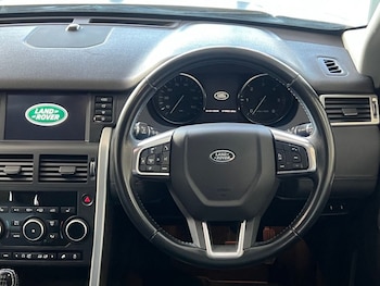 Used Land Rover Discovery Sport 2015 for sale - 77394307: Photo