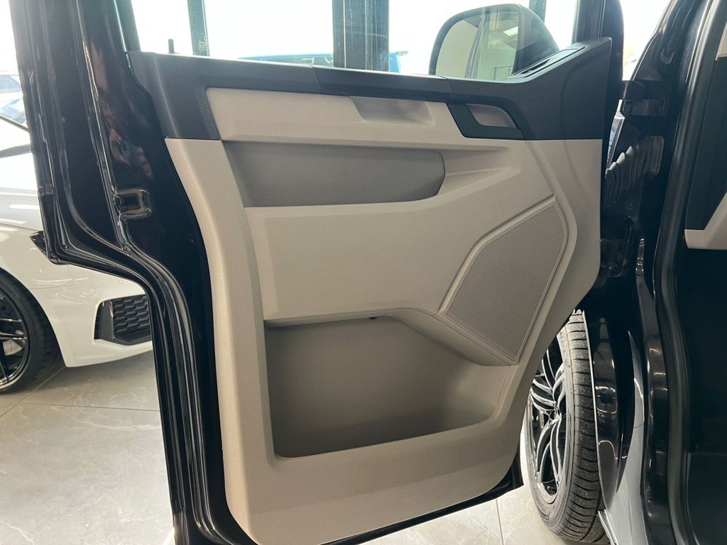 Used Volkswagen Transporter 2017 for sale - 77153152: Photo 35