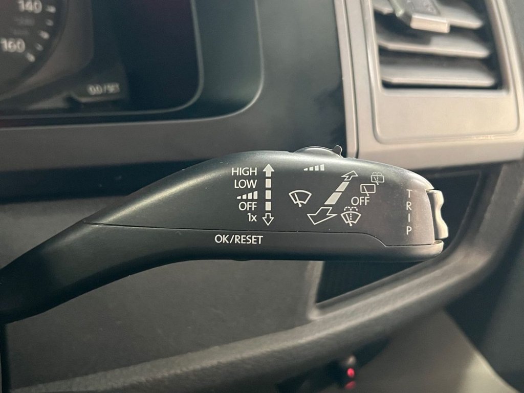 Used Volkswagen Transporter 2017 for sale - 77153152: Photo 39