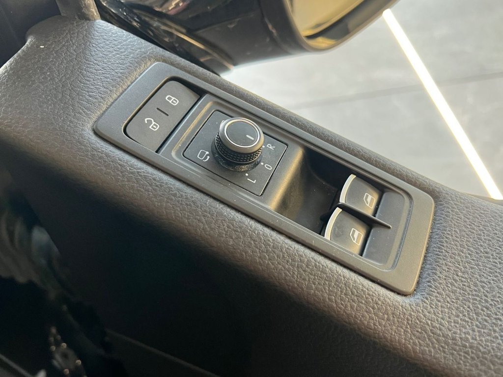 Used Volkswagen Caravelle 2019 for sale - 76973083: Photo 23