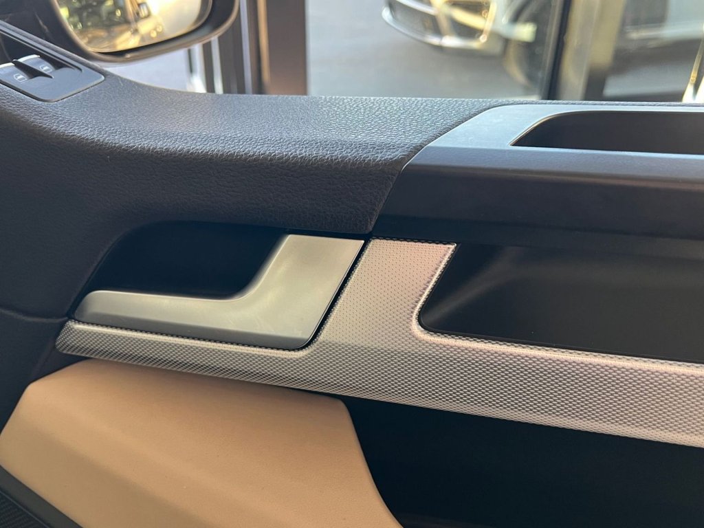 Used Volkswagen Caravelle 2019 for sale - 76973083: Photo 24