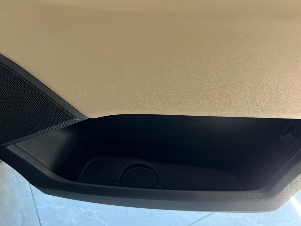 Used Volkswagen Caravelle 2019 for sale - 76973083: Photo 25