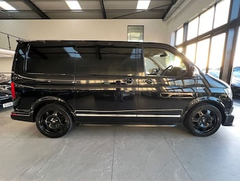 Used Volkswagen Caravelle 2019 for sale - 76973083: Photo