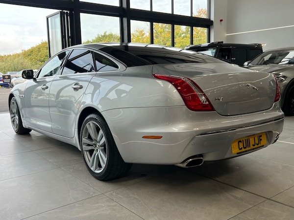 Used Jaguar XJ 2011 for sale - 76132927: Photo 11