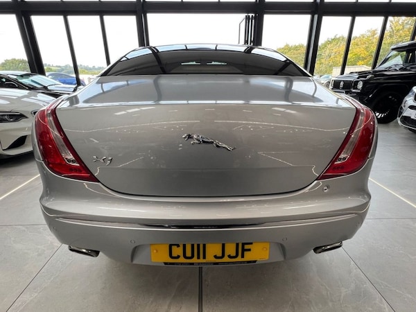 Used Jaguar XJ 2011 for sale - 76132927: Photo 12