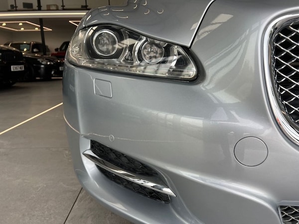 Used Jaguar XJ 2011 for sale - 76132927: Photo 14