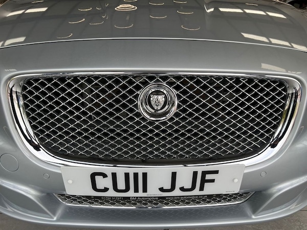 Used Jaguar XJ 2011 for sale - 76132927: Photo 16