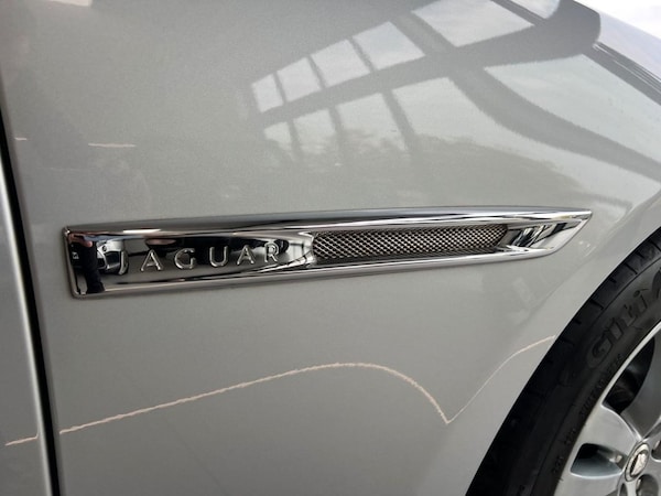 Used Jaguar XJ 2011 for sale - 76132927: Photo 18