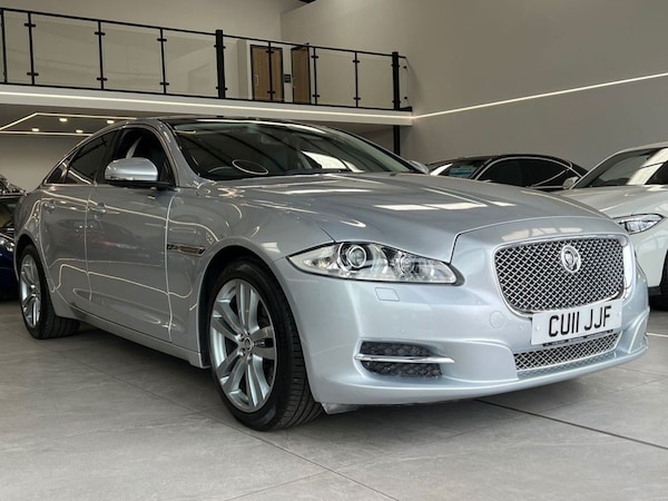 Used Jaguar XJ 2011 for sale - 76132927: Photo 7