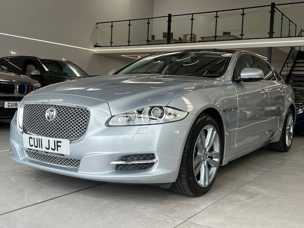 Used Jaguar XJ 2011 for sale - 76132927: Photo 9