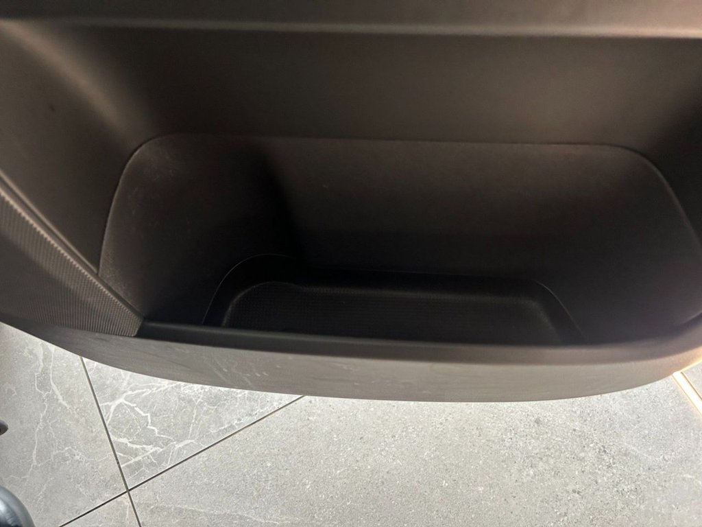 Used Volkswagen Caravelle 2014 for sale - 78124425: Photo 29