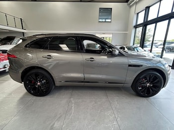 Used Jaguar F-Pace 2019 for sale - 79587361: Photo