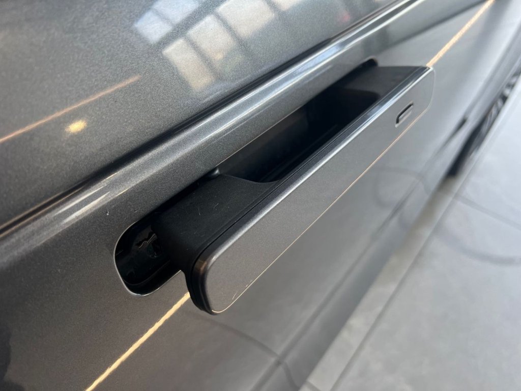 Used Land Rover Range Rover Velar 2018 for sale - 77608578: Photo 12