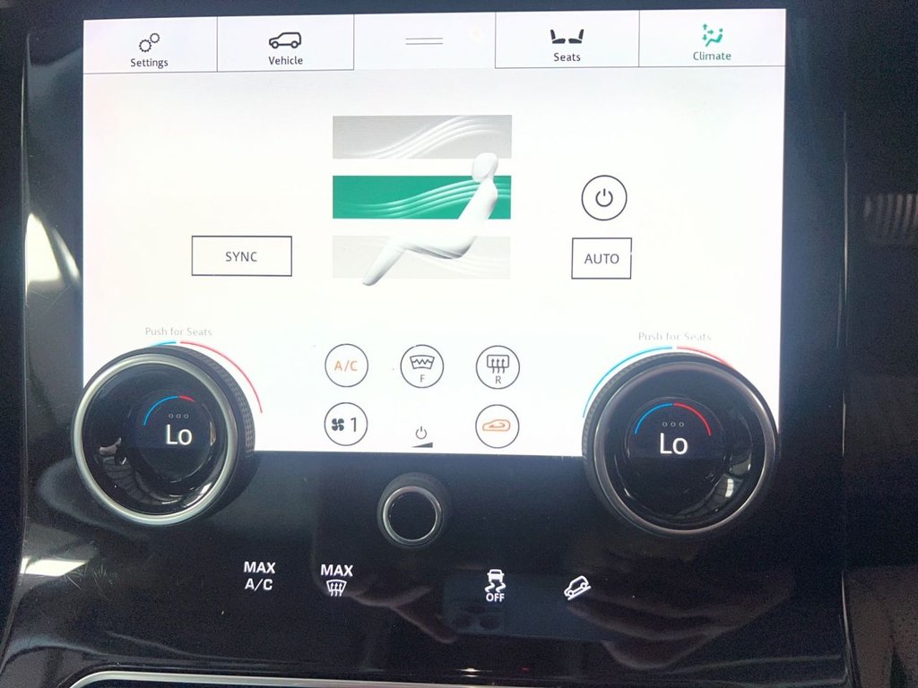 Used Land Rover Range Rover Velar 2018 for sale - 77608578: Photo 43