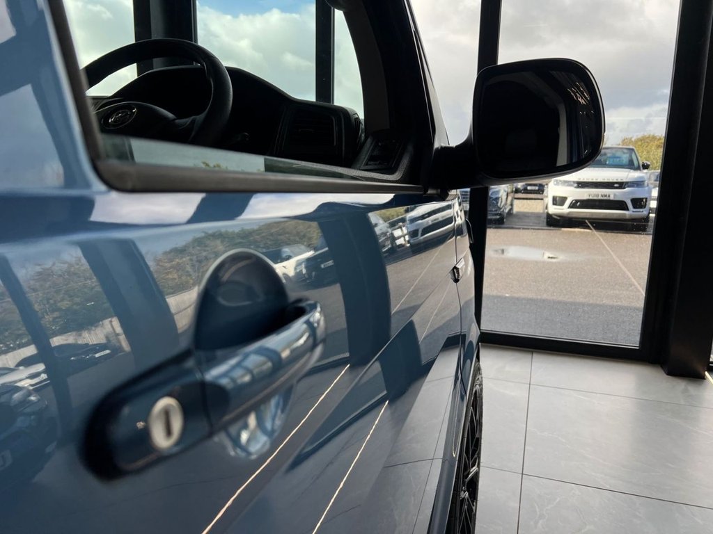 Used Volkswagen Transporter 2018 for sale - 76378478: Photo 29