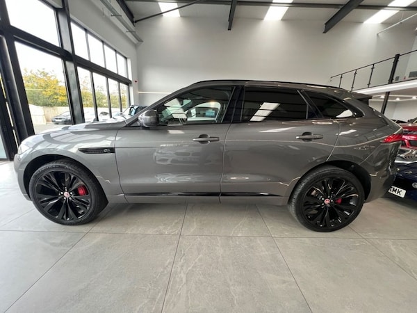 Used Jaguar F-Pace 2017 for sale - 76279488: Photo 10