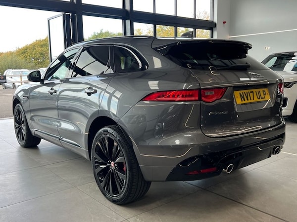 Used Jaguar F-Pace 2017 for sale - 76279488: Photo 11