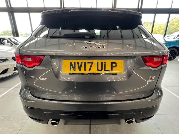Used Jaguar F-Pace 2017 for sale - 76279488: Photo 12