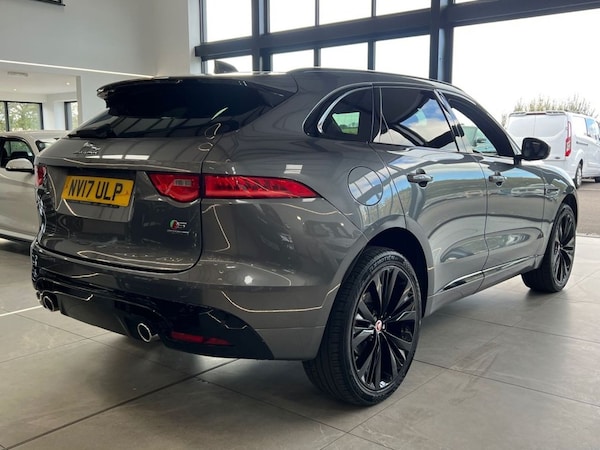 Used Jaguar F-Pace 2017 for sale - 76279488: Photo 13