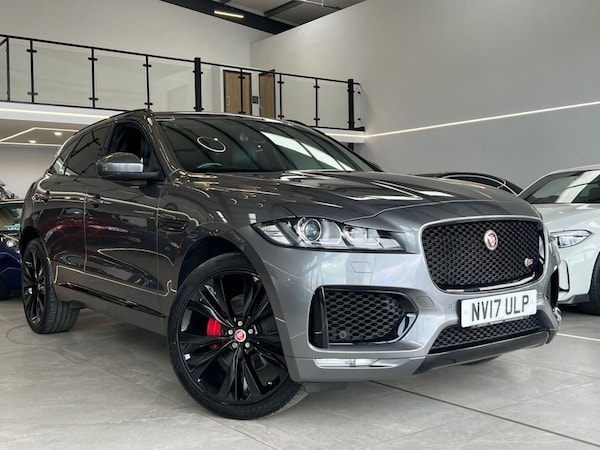 Used Jaguar F-Pace 2017 for sale - 76279488: Photo 1
