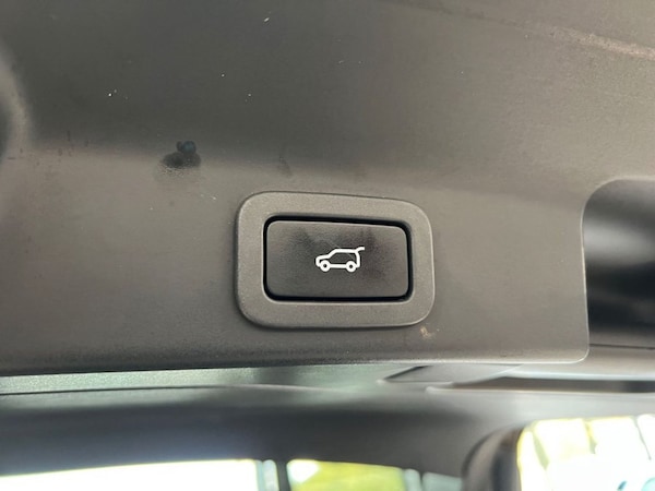 Used Jaguar F-Pace 2017 for sale - 76279488: Photo 26