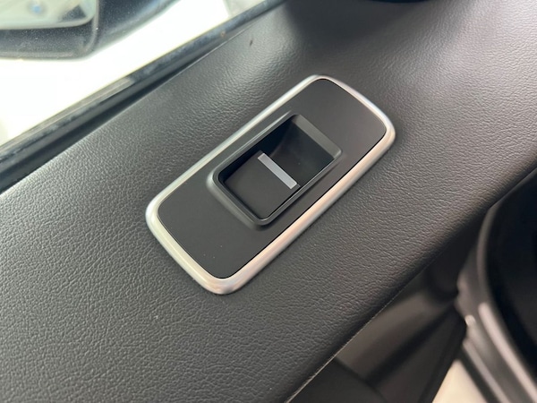 Used Jaguar F-Pace 2017 for sale - 76279488: Photo 28