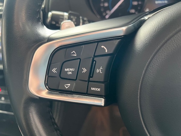 Used Jaguar F-Pace 2017 for sale - 76279488: Photo 50