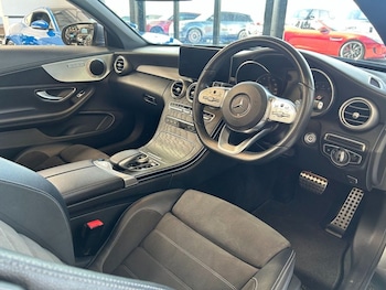 Used Mercedes-Benz C Class 2018 for sale - 77936922: Photo