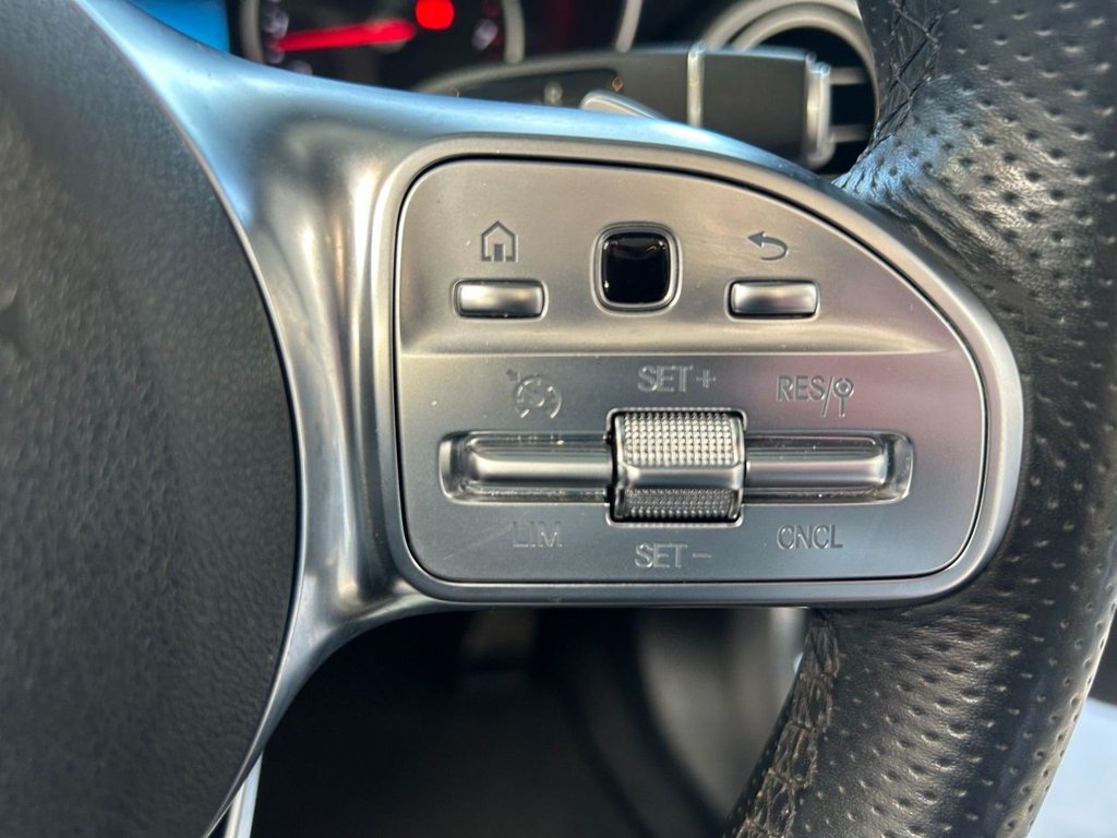 Used Mercedes-Benz C Class 2018 for sale - 77936922: Photo 40