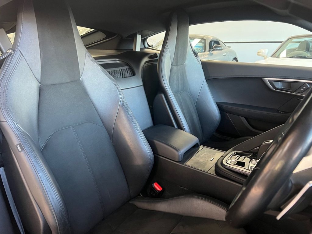 Used Jaguar F-Type 2019 for sale - 76698207: Photo 33