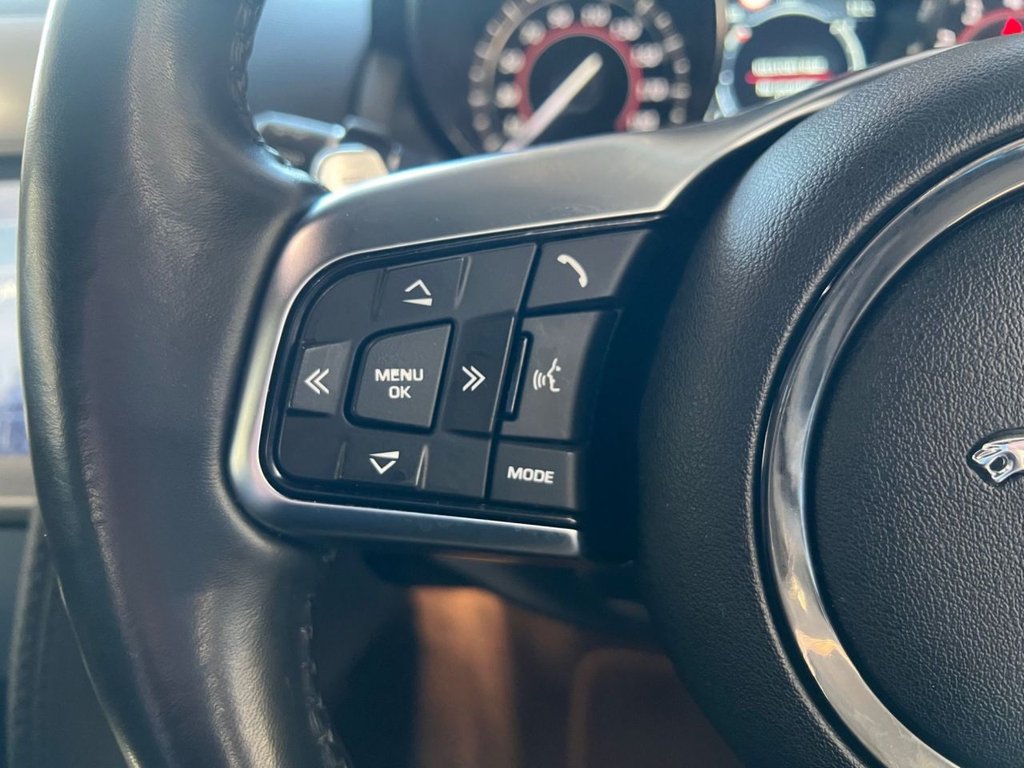 Used Jaguar F-Type 2019 for sale - 76698207: Photo 34