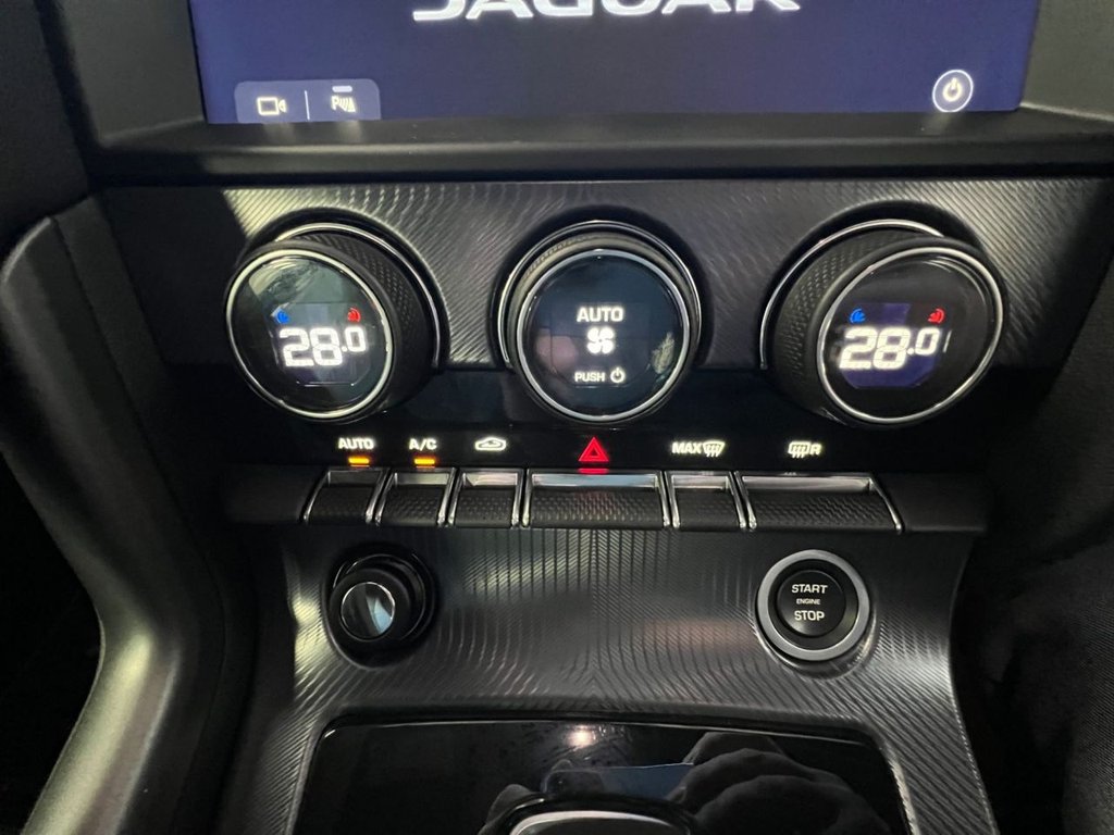 Used Jaguar F-Type 2019 for sale - 76698207: Photo 43