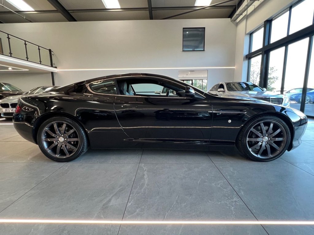 Used Aston Martin DB9 2004 for sale - 76080492: Photo 2