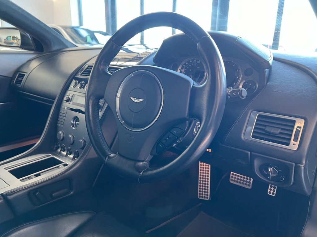 Used Aston Martin DB9 2004 for sale - 76080492: Photo 37