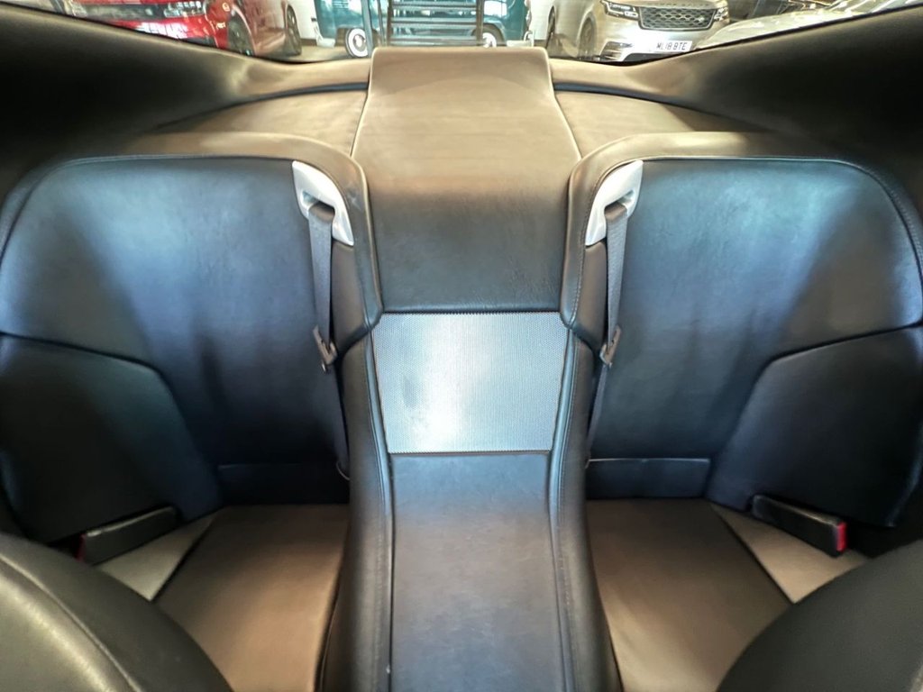 Used Aston Martin DB9 2004 for sale - 76080492: Photo 39